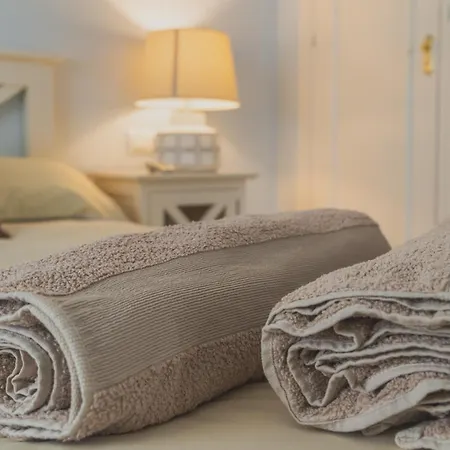 Amplio Y Luminoso De 2 Cerca De La Plaza Del Caballo, * Jerez de la Frontera