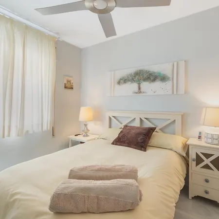 Amplio Y Luminoso De 2 Cerca De La Plaza Del Caballo, דירה