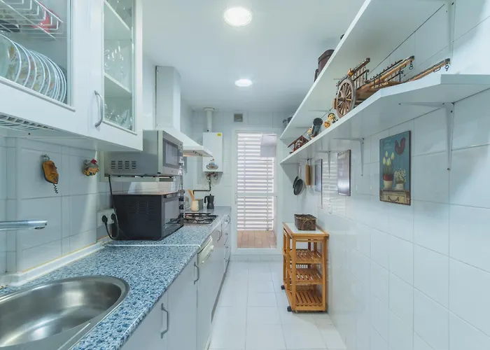 Amplio Y Luminoso De 2 Cerca De La Plaza Del Caballo, Apartament